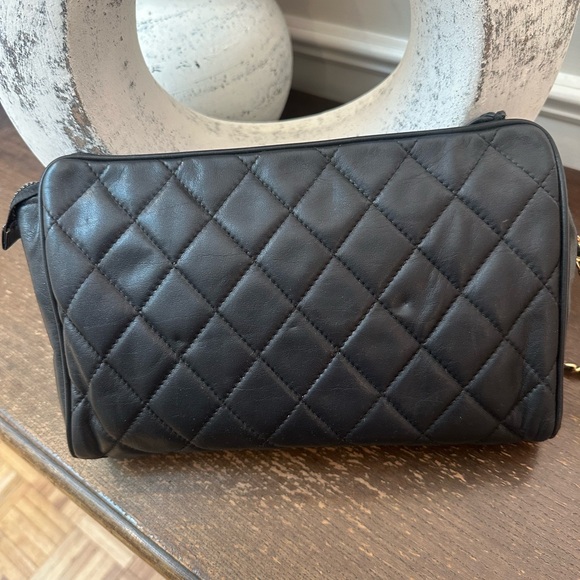 Authentic Chanel pouchette/crossbody - Picture 4 of 11